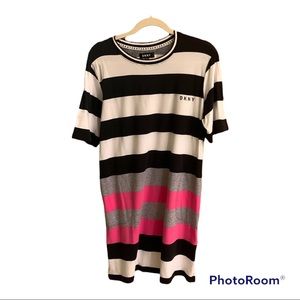 🆕DKNY comfy striped sleep shirt with pockets
